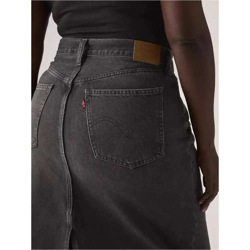 NWT Levi’s Jean Skirt
